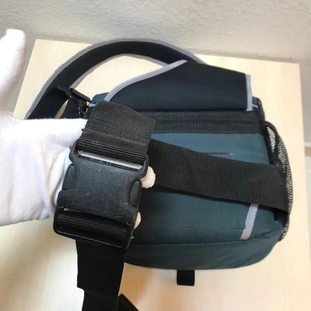 Adorama Sling Camera Bag. Large, W/ waist and sling strap. Multiple pockets, NEW